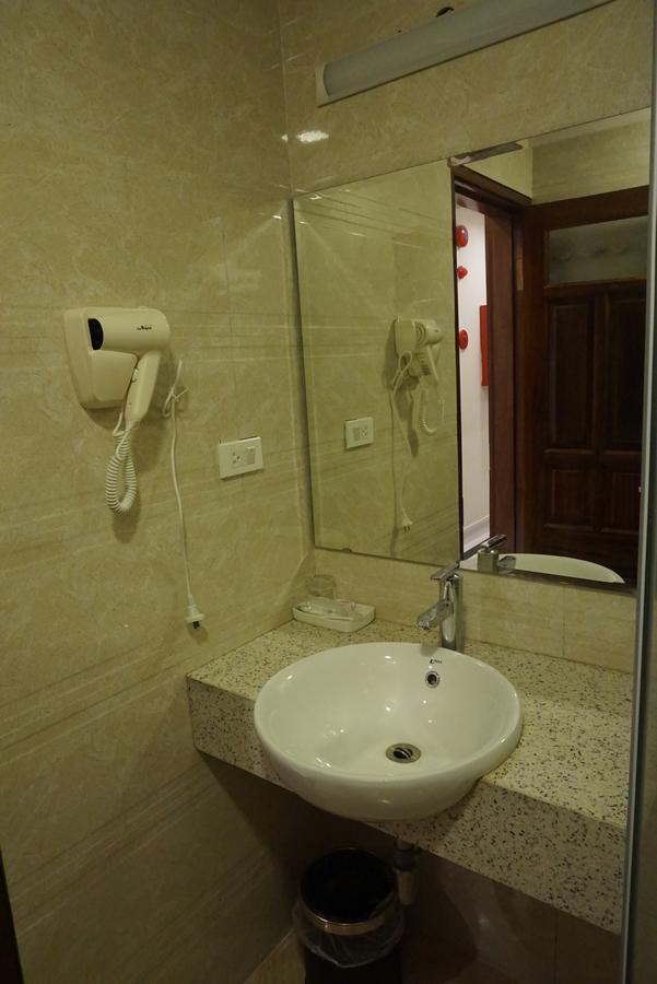 האנוי Ngan Ha Hotel מראה חיצוני תמונה
